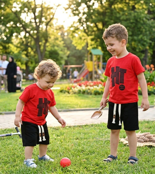 Boys Graphic Print T-Shirt & Drawstring Shorts Set