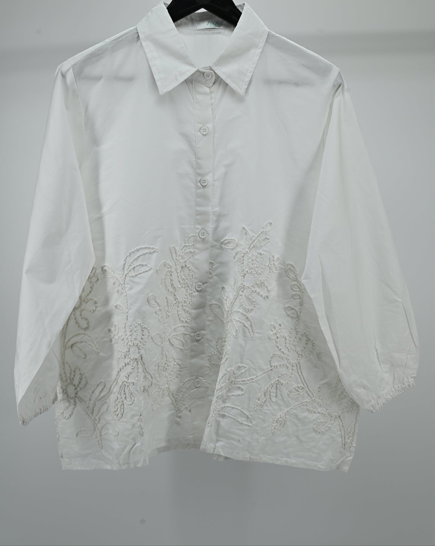 Elegant White Embroidered Cotton Shirt – Women’s Floral Detail Top