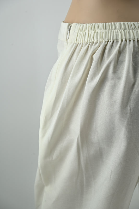 Elegant White Straight Fit Women’s Trousers