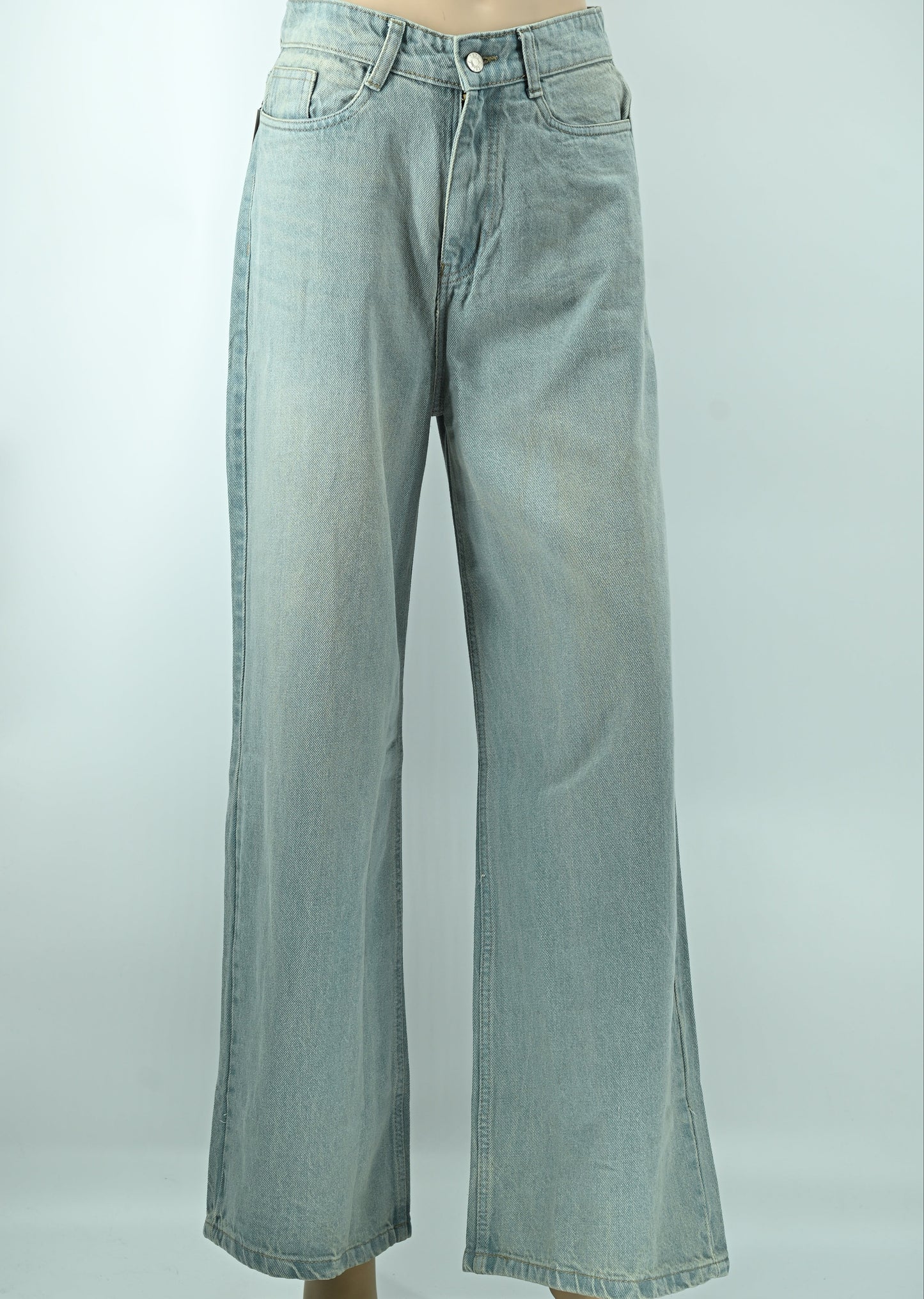 Women’s Light Sky Blue Straight Fit Jeans