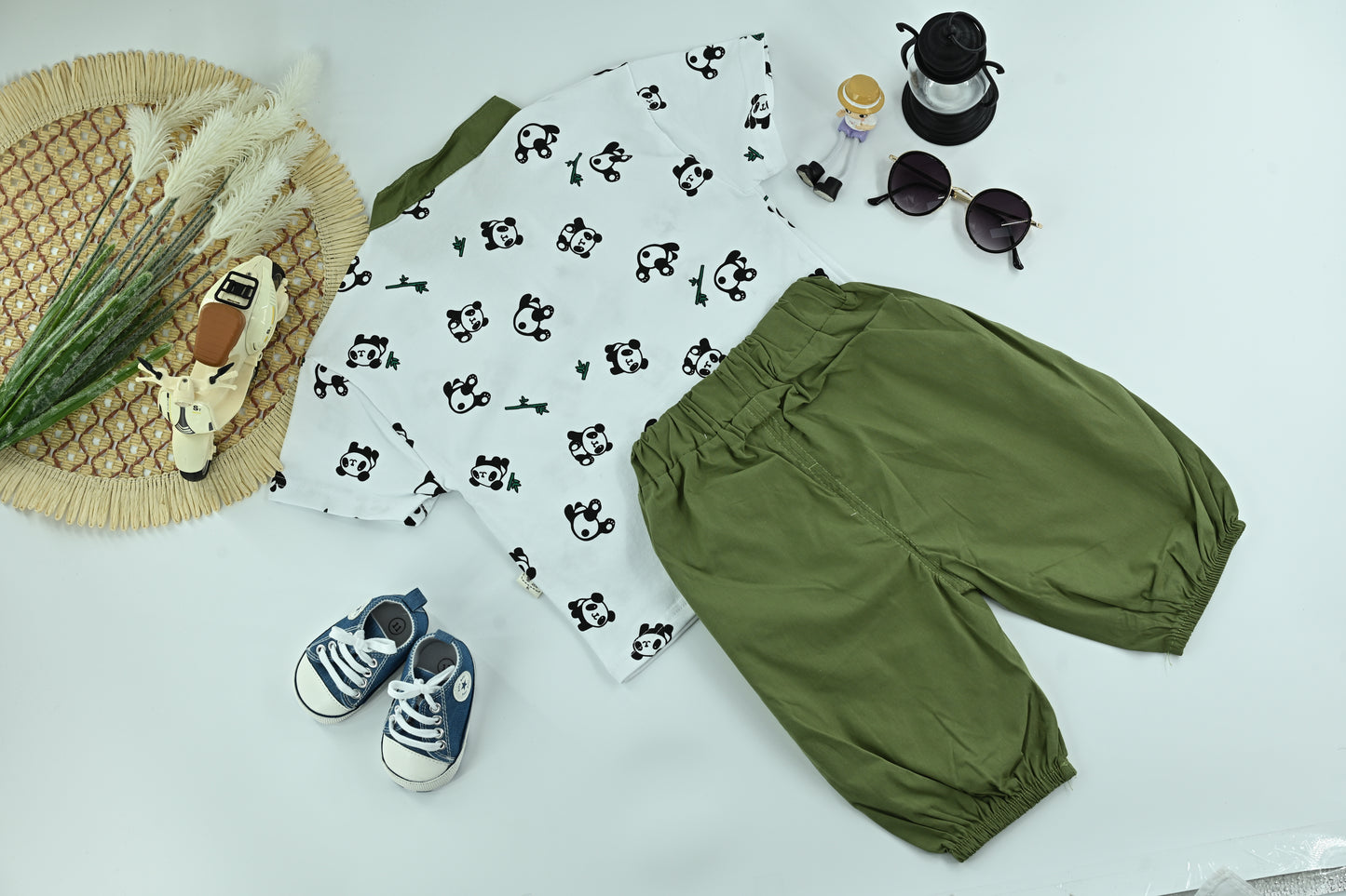 Kid's  Panda Print White T-Shirt with Olive Green Pants – 2-Piece Outfit Set