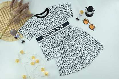 Boys Monogram Print T-Shirt &Shorts Set