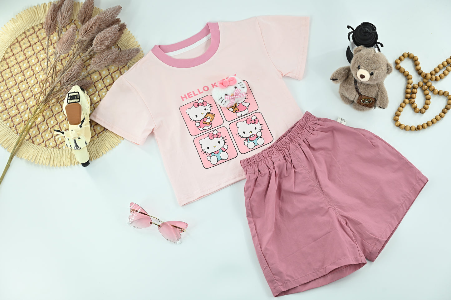 Girls Hello Kitty Graphic T-Shirt & Shorts Set