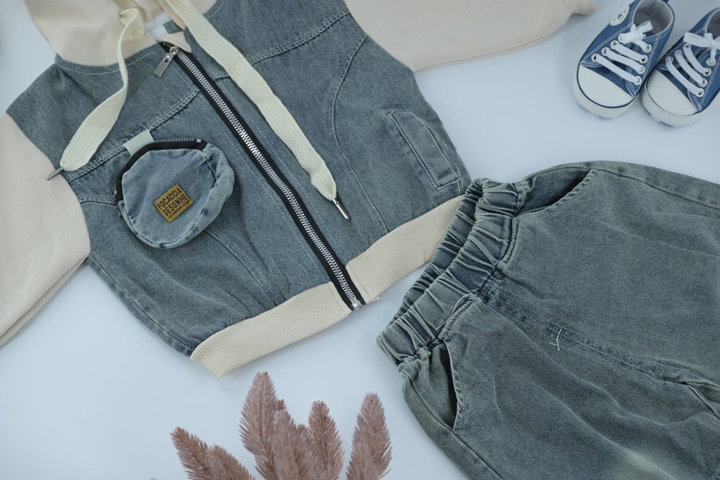 Kids Hoodie & Denim Pants Outfit Set – Beige