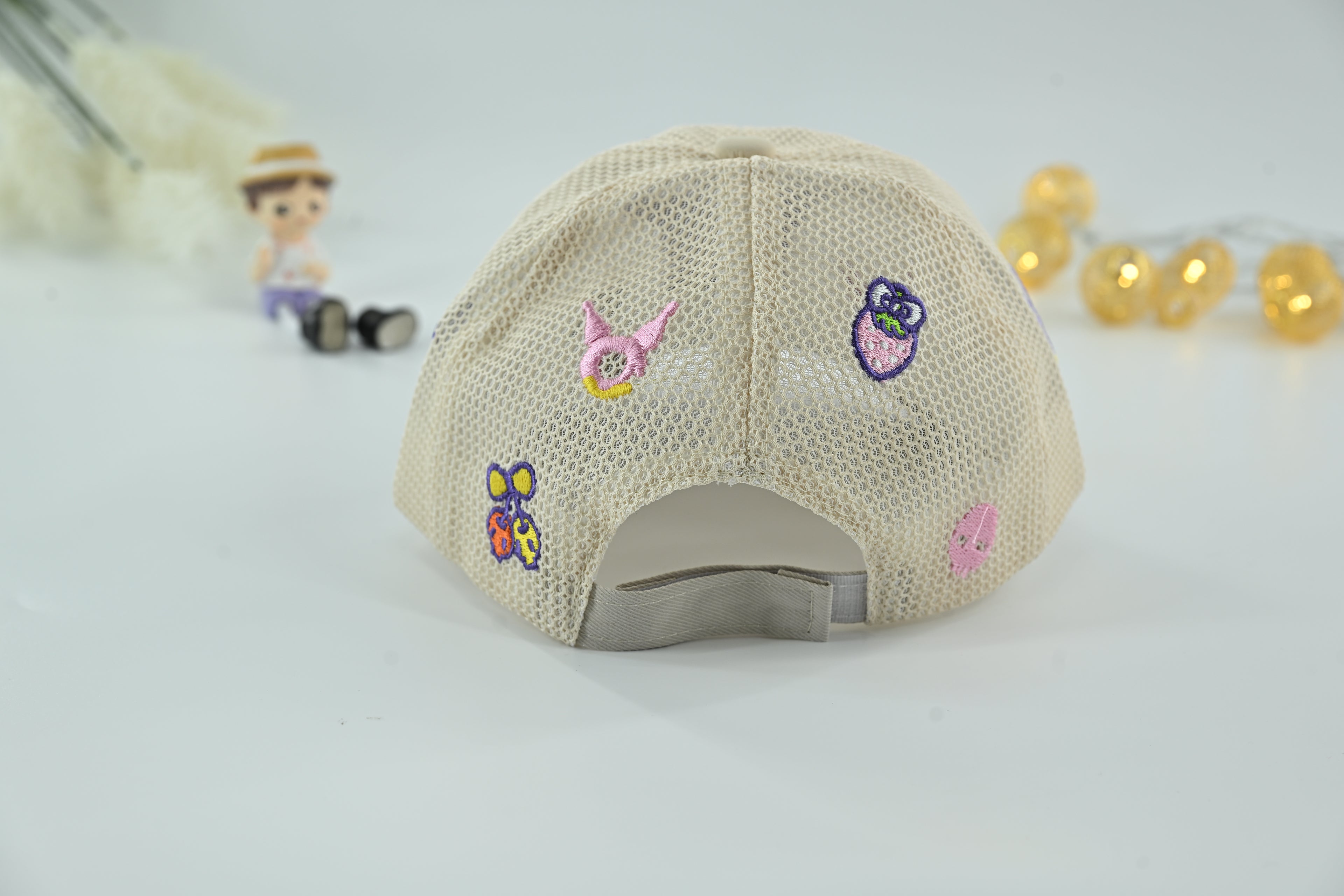 Kuromi Beige Mesh Kids Cap – Summer Edition