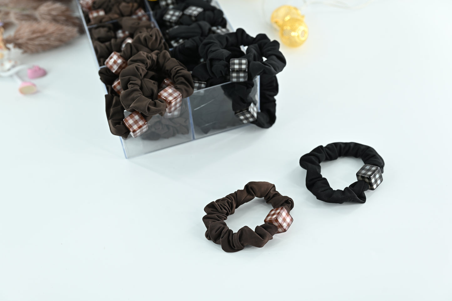 Gingham Cube Ruched Silk-Feel Scrunchies (1 Piece)