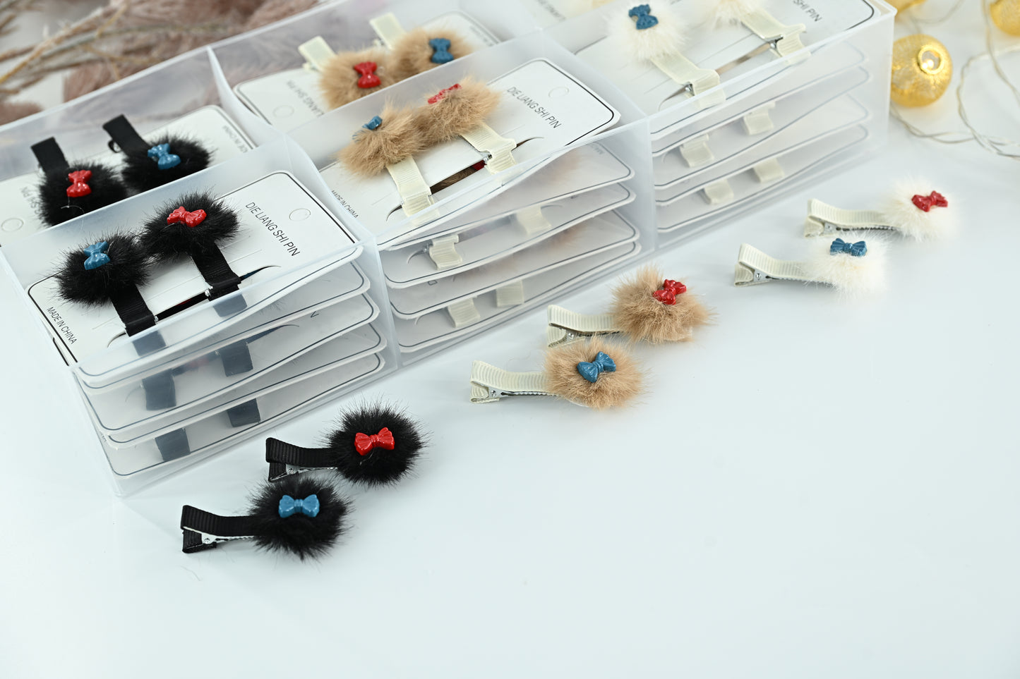 Winter Bow Furry Alligator Clips (2-Piece)