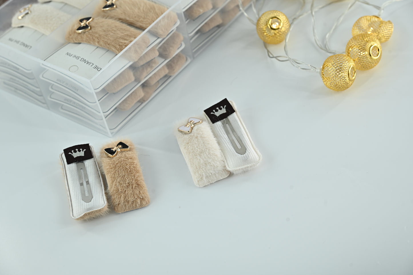 Furry Bow Rectangular Snap Clips (2-Piece)