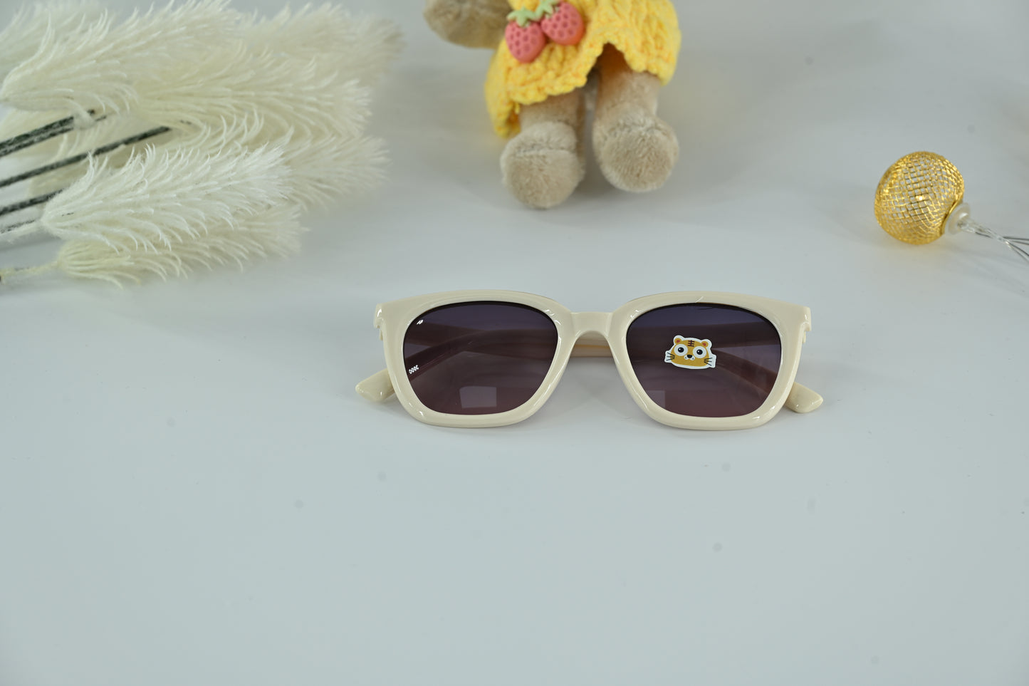Lightweight Fashion Sunglasses for Kids