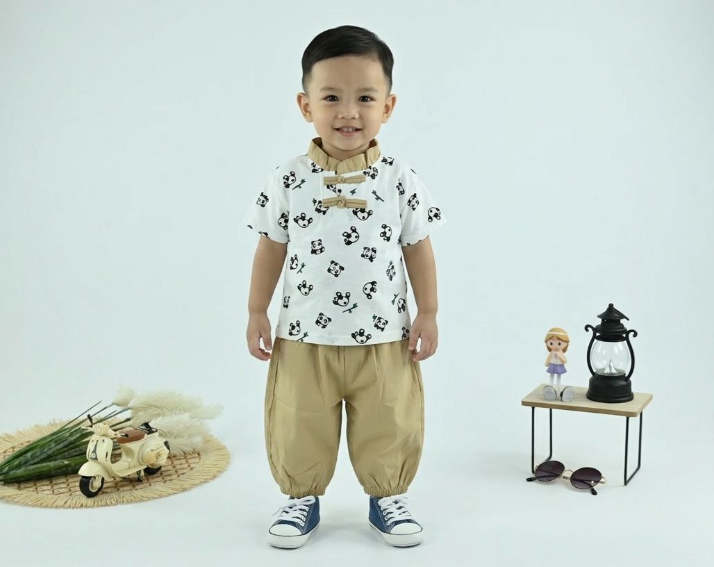 Boys Panda Print White T-Shirt with Beige Pants – 2-Piece Outfit Set